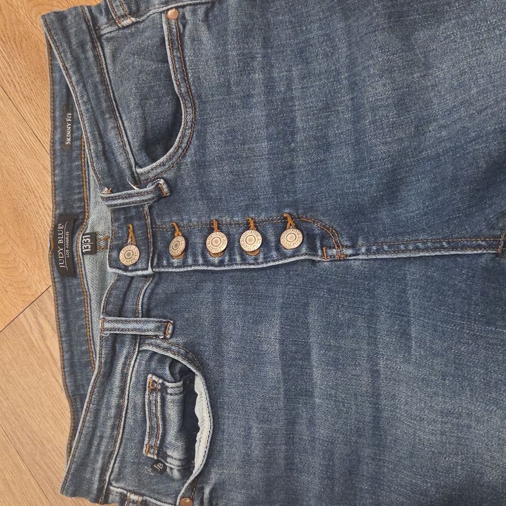 Judy Blue Button Fly Dark Wash Ankle Jeans - Picture 3 of 5